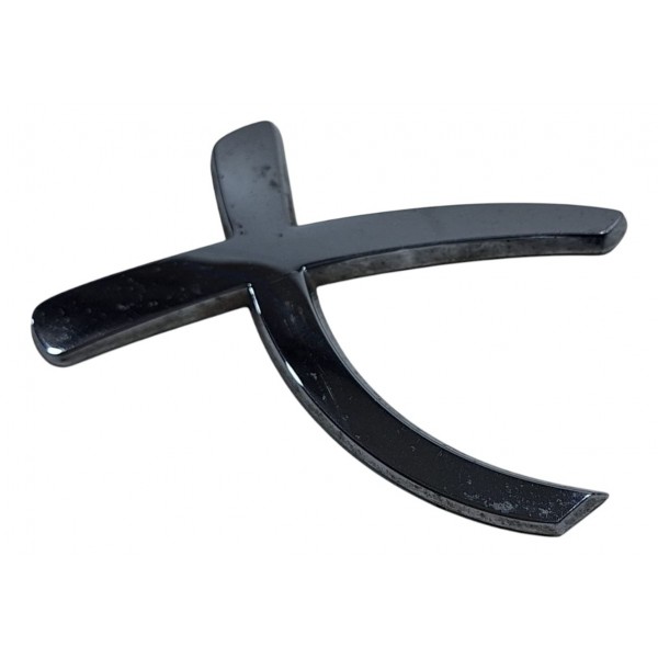 Emblema Letra X Tampa Traseira Xsara Picasso 2011