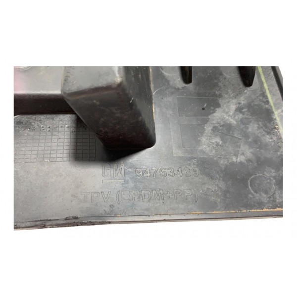 Defletor Parabarro Traseiro Esquerdo Chevrolet Prisma 2014