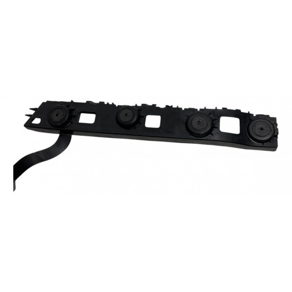 Guia Parachoque Traseiro Esquerdo Chevrolet Prisma 2014