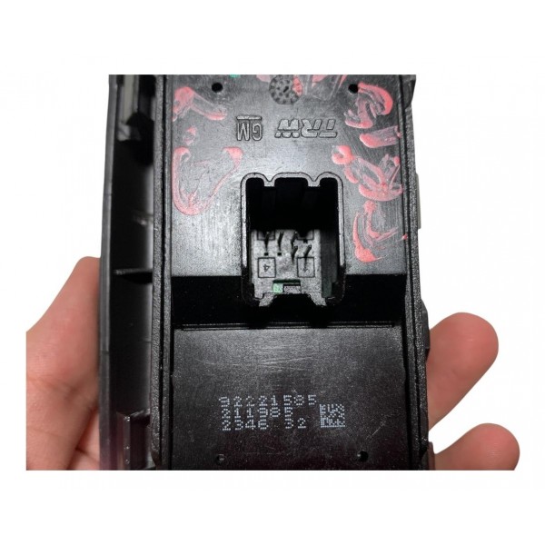 Botão Vidro Elétrico Direito Chevrolet Onix Prisma 2014/2019