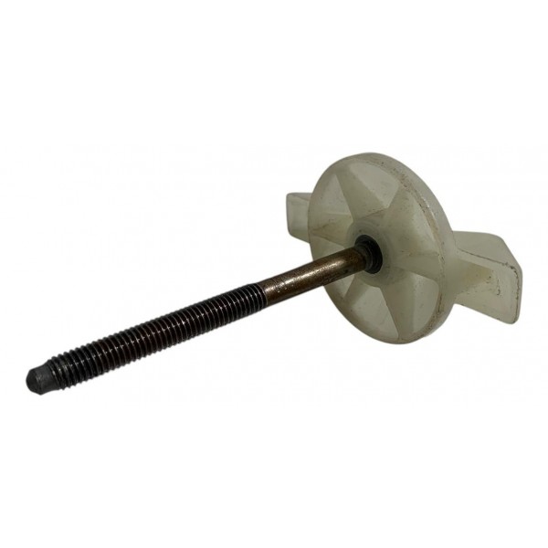 Parafuso Porca Fixação Estepe Chevrolet Montana 2013