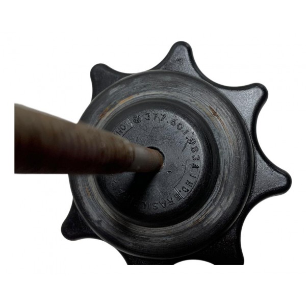 Parafuso Porca Fixação Estepe Volkswagen Gol Voyage G5 G6 B