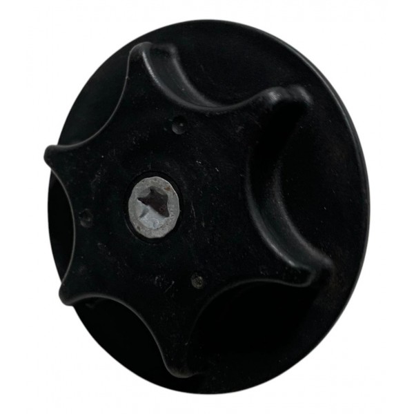 Parafuso Fixação Do Estepe Nissan March 2016