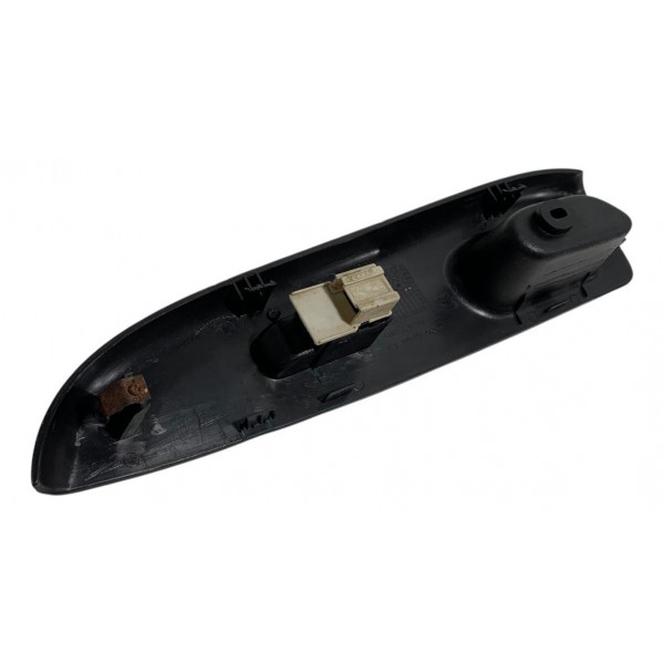 Botão Vidro Dianteiro Direito Chery Qq 2012