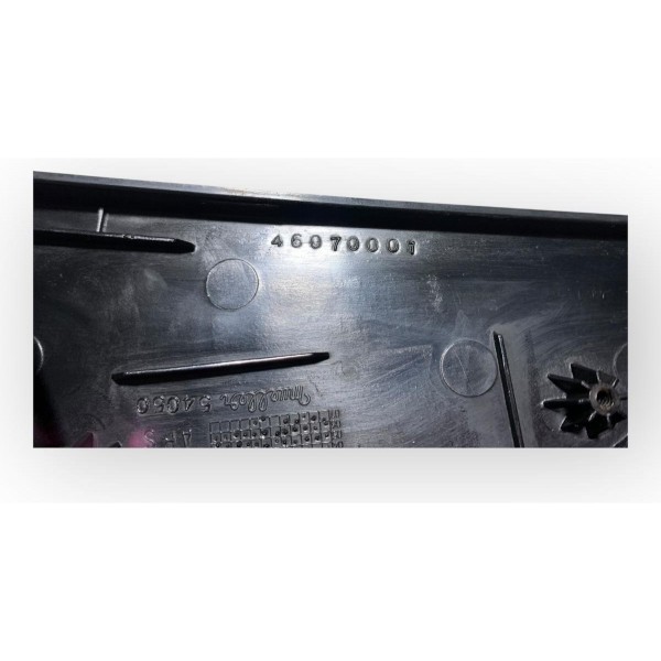 Moldura Externa Porta Traseira Direita Fiat Palio 2006