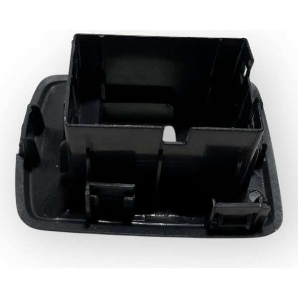 Moldura Botão Vidro Dianteiro Direito Renault Sandero 2018