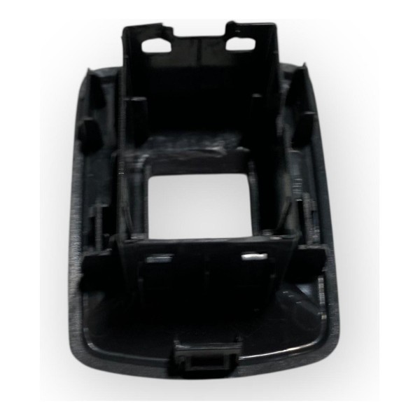 Moldura Botão Vidro Dianteiro Direito Renault Sandero 2018