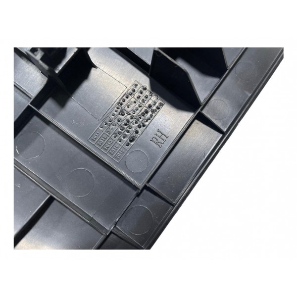 Moldura Banco Dianteiro Direto Nissan Versa 2019