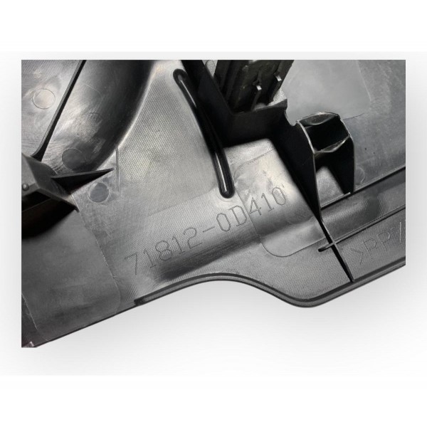 Acabamento Banco Dianteiro Esquerdo Toyota Yaris 2021