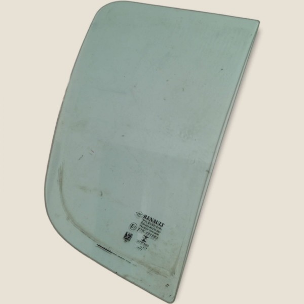 Vidro Vigia Traseiro Direit Renault Stepway Sandero 2014 (g)