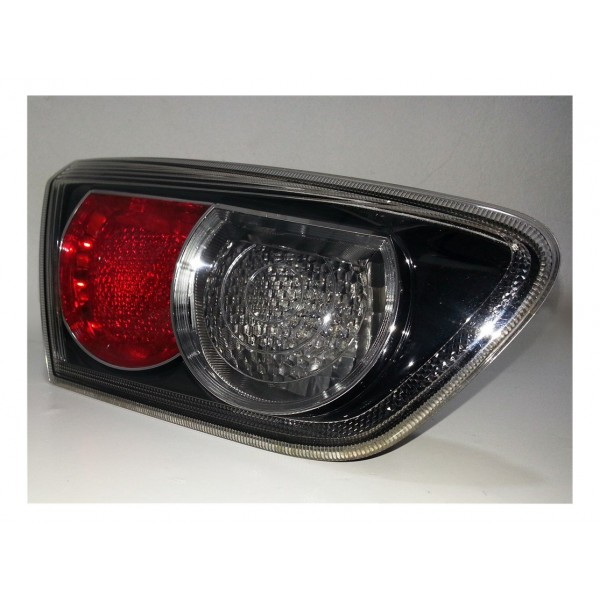 Lanterna Tampa Traseira Esquerda Mmc Lancer 2014