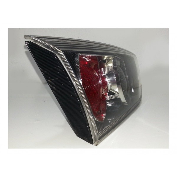 Lanterna Tampa Traseira Esquerda Mmc Lancer 2014
