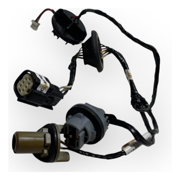 Chicote Lanterna Esquerda C/led Chevrolet Onix 2021