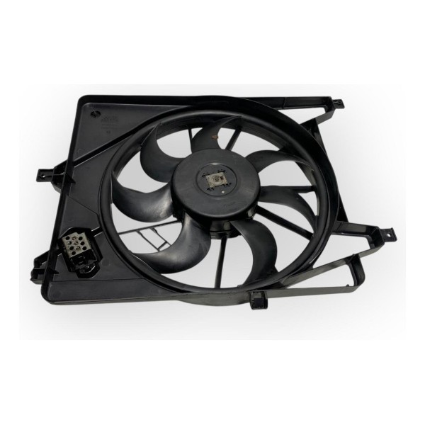 Defletor Ventoinha Radiador Renault Sandero 2008/2012 C/ar