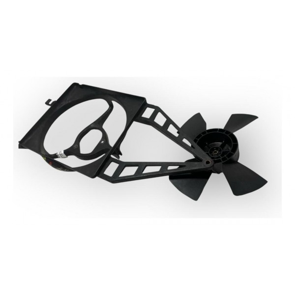 Defletor Ventoinha Radiador Chevrolet Corsa 1995/2001 S/ar