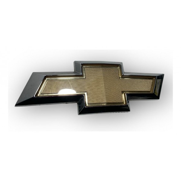 Emblema Tampa Traseira Chevrolet Onix 2013/2019 94747906