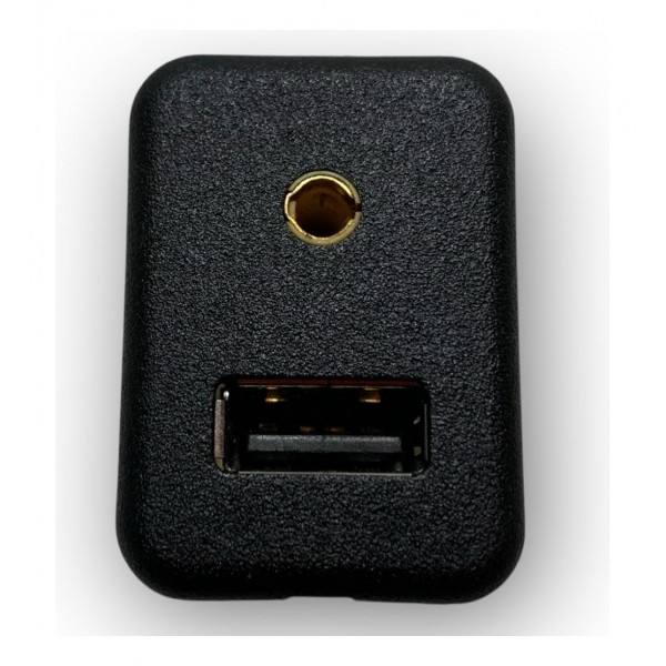 Entrada Conector Usb Painel Chevrolet Onix Prisma 2015