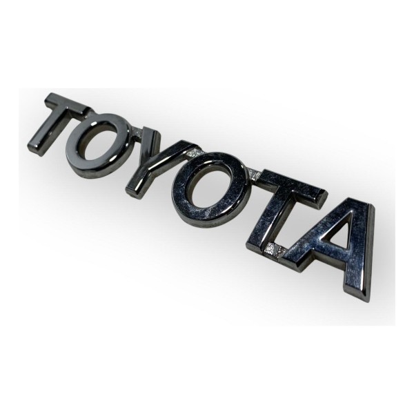 Letreiro Escrita Toyota Tampa Traseira Toyota Etios 2017