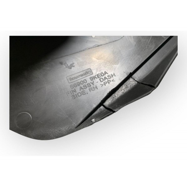 Soleira Interna Dianteira Direita Nissan Versa 2019