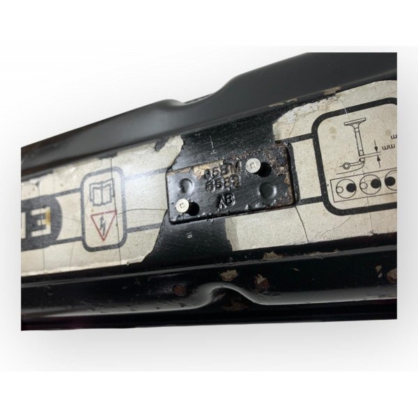 Tampa De Válvulas Ford Fiesta Ka Endura 1997 95bm6582ab C