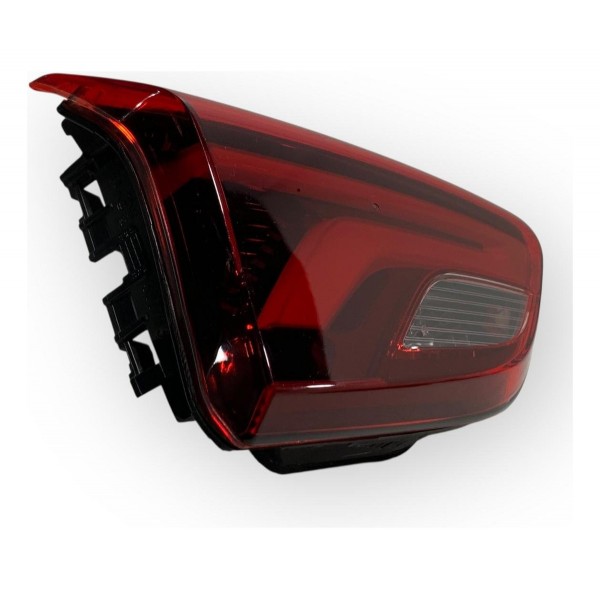 Lanterna Tampa Traseira Esquerda Chevrolet Onix Plus 2024