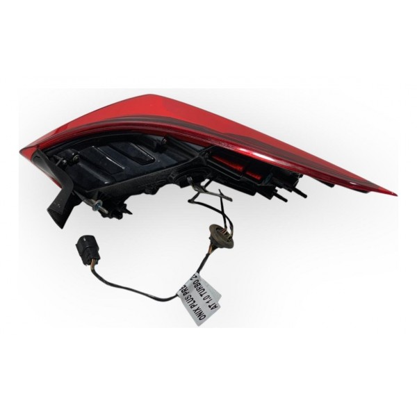 Lanterna Led Traseira Esquerda Chevrolet Onix Plus 2020/2024 Vermelho Vermelho