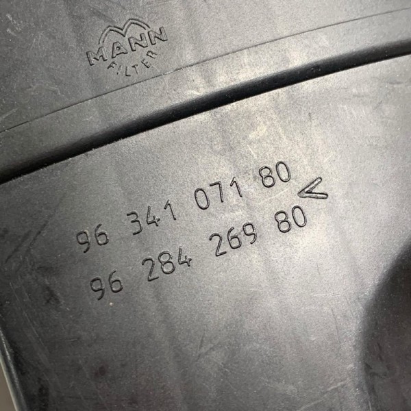 Caixa Filtro Ar Peugeot 206/citroen Xsara 2001/08